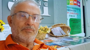 ALEGRE RETORNO: escritor DANADO DE BOM cria intertexto com a letra TRISTE PARTIDA de Patativa do Assaré