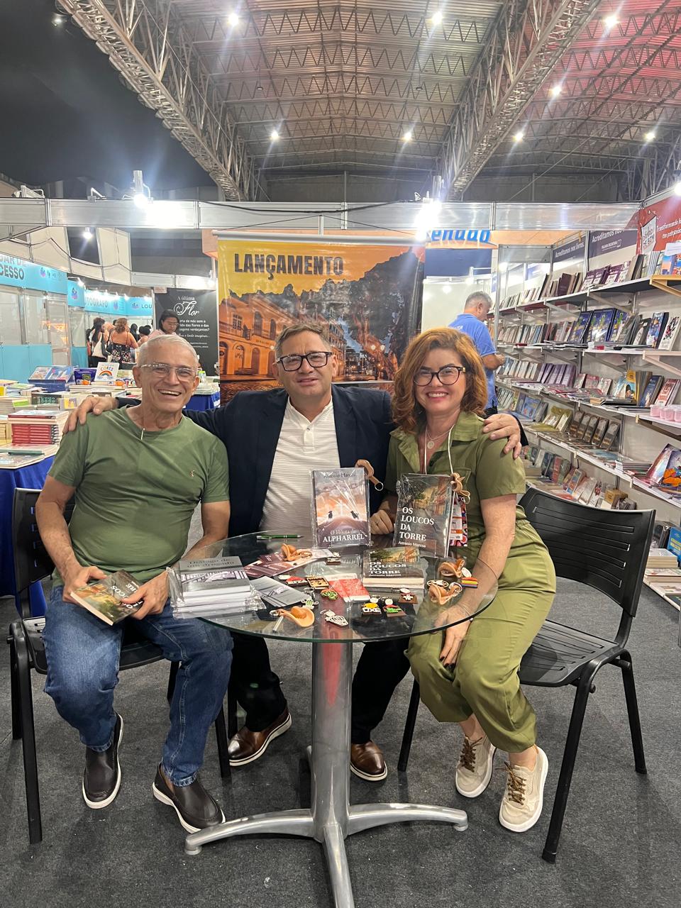 Danado de Bom em feira literária