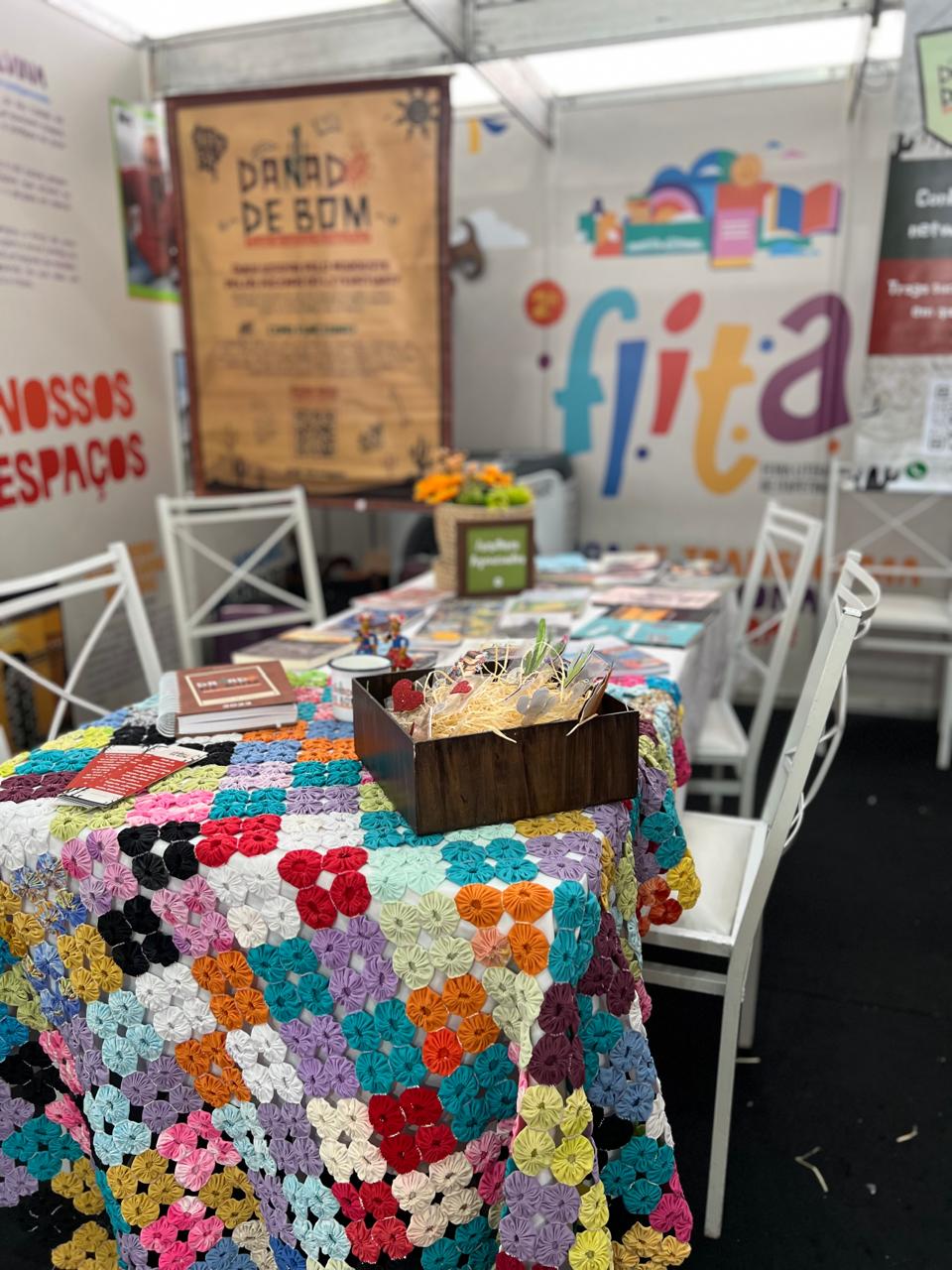 Danado de Bom em evento literário